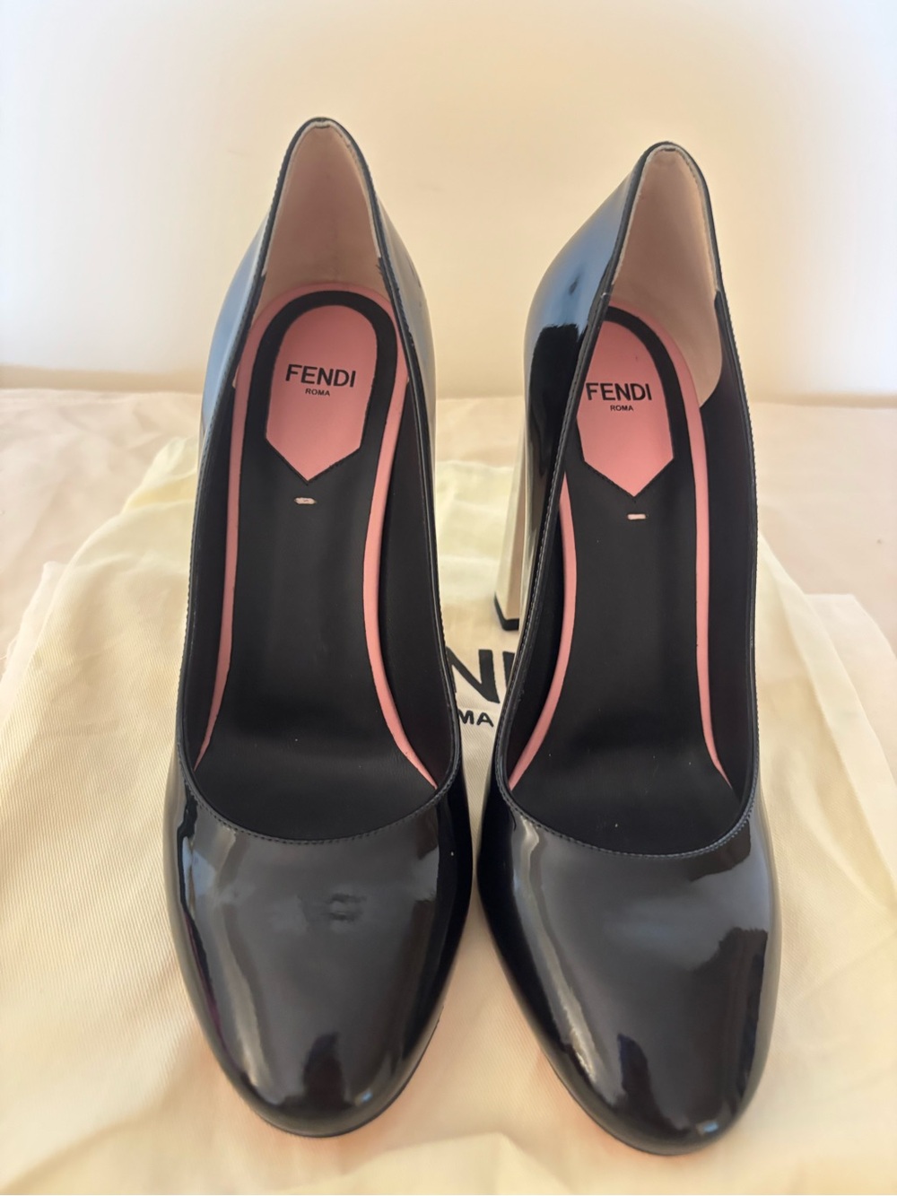 Fendi Black Patent Leather Pumps with Pink Insole